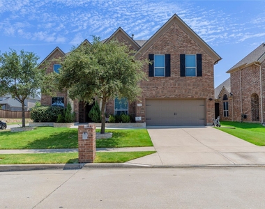 2504 Hammock Lake Drive - Photo Thumbnail 1