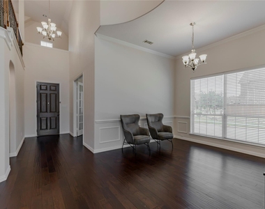 2504 Hammock Lake Drive - Photo Thumbnail 6