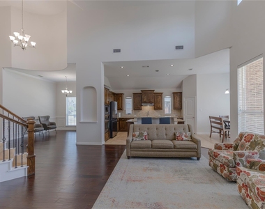 2504 Hammock Lake Drive - Photo Thumbnail 11