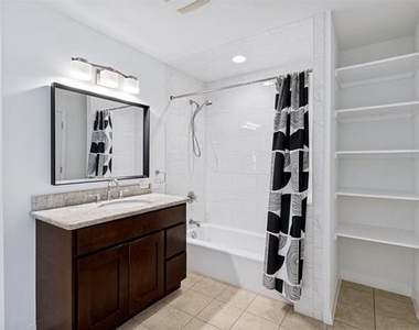 6406 Chesley Lane - Photo Thumbnail 14