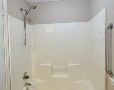 304 Boot Ranch Road - Photo Thumbnail 11
