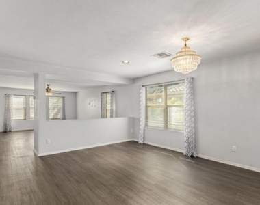 17013 W Marconi Avenue - Photo Thumbnail 24
