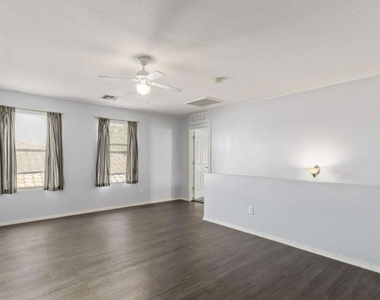 17013 W Marconi Avenue - Photo Thumbnail 17