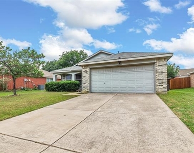 2205 Lookout Lane - Photo Thumbnail 1