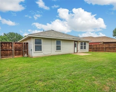2205 Lookout Lane - Photo Thumbnail 37