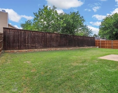 2205 Lookout Lane - Photo Thumbnail 35