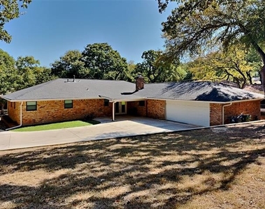 3704 Astoria Drive - Photo Thumbnail 23
