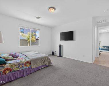 9756 E Seismic Avenue - Photo Thumbnail 16