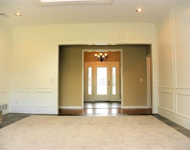 2601 Banner Elk Circle - Photo Thumbnail 6