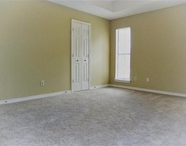2601 Banner Elk Circle - Photo Thumbnail 31