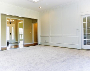 2601 Banner Elk Circle - Photo Thumbnail 7
