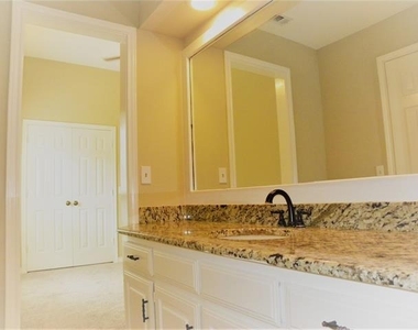 2601 Banner Elk Circle - Photo Thumbnail 34
