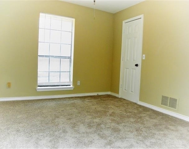 2601 Banner Elk Circle - Photo Thumbnail 23
