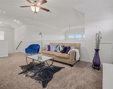 1613 Grand Villa Street - Photo Thumbnail 14