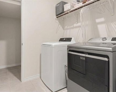 1613 Grand Villa Street - Photo Thumbnail 19