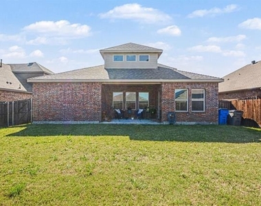 1613 Grand Villa Street - Photo Thumbnail 24