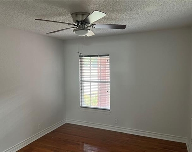 1333 E Exchange Parkway - Photo Thumbnail 12