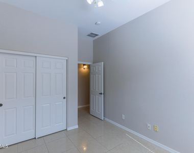 3433 W Languid Lane - Photo Thumbnail 23