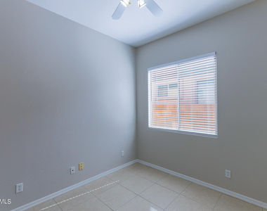3433 W Languid Lane - Photo Thumbnail 22