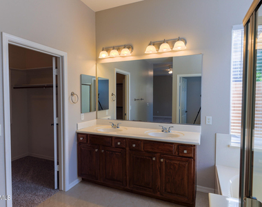 3433 W Languid Lane - Photo Thumbnail 17