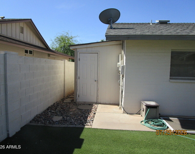 1316 E Donner Drive - Photo Thumbnail 21
