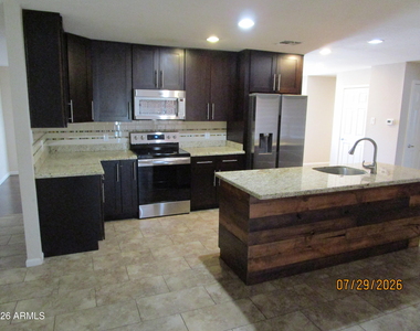 1316 E Donner Drive - Photo Thumbnail 4