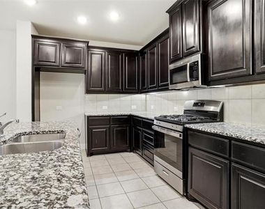 1808 Sierra Rose Trace - Photo Thumbnail 5