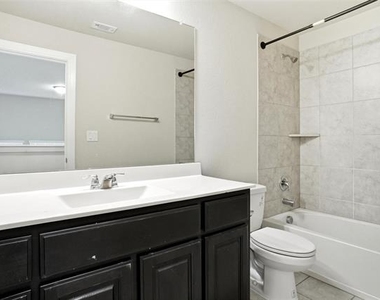 1808 Sierra Rose Trace - Photo Thumbnail 17