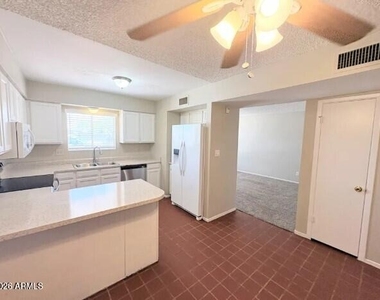 215 N Kachina -- - Photo Thumbnail 4