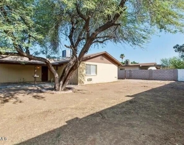 215 N Kachina -- - Photo Thumbnail 14