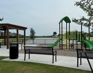 503 Cottagewood Drive - Photo Thumbnail 37