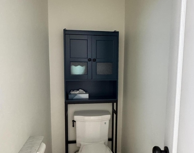 22366 N 68th Drive - Photo Thumbnail 25