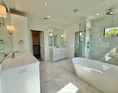 4423 Emerson Avenue - Photo Thumbnail 17