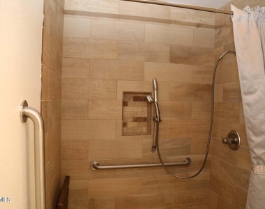 9014 E Larkspur Drive - Photo Thumbnail 15