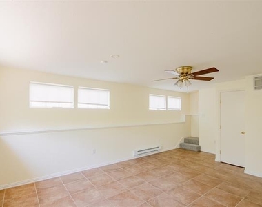 2325 Lake Ridge Circle - Photo Thumbnail 19