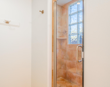 6050 N 52nd Place - Photo Thumbnail 31
