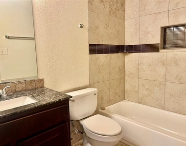 2301 Lido Lane - Photo Thumbnail 15
