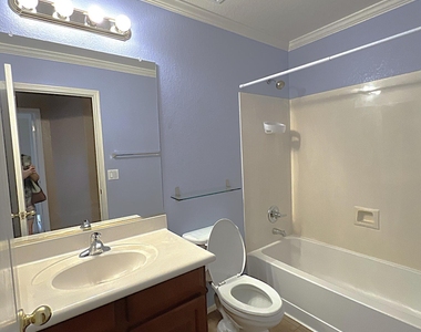 5431 N Ormondo Way - Photo Thumbnail 10