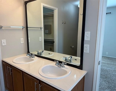 4514 Quail Run Road - Photo Thumbnail 15
