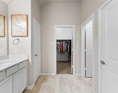 5628 Niagara - Photo Thumbnail 23