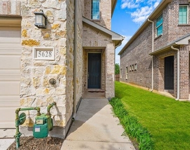 5628 Niagara - Photo Thumbnail 5