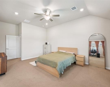 5628 Niagara - Photo Thumbnail 19