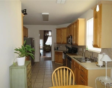 7049 Van Gogh Drive - Photo Thumbnail 9