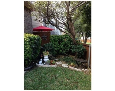 7049 Van Gogh Drive - Photo Thumbnail 17