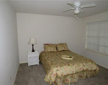 7049 Van Gogh Drive - Photo Thumbnail 15