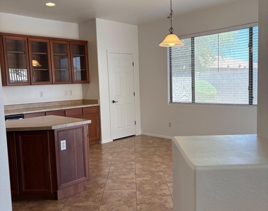 8783 W State Avenue - Photo Thumbnail 2