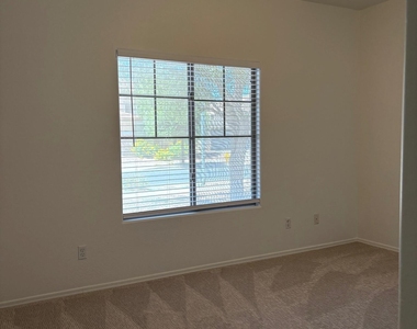 8783 W State Avenue - Photo Thumbnail 13