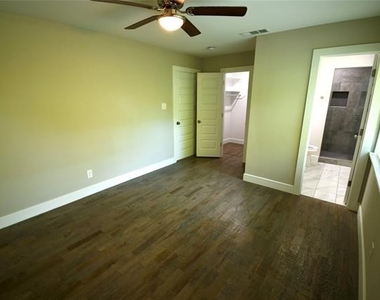 1015 Mitchell Road - Photo Thumbnail 12