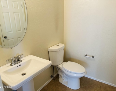 17415 W Banff Lane - Photo Thumbnail 5