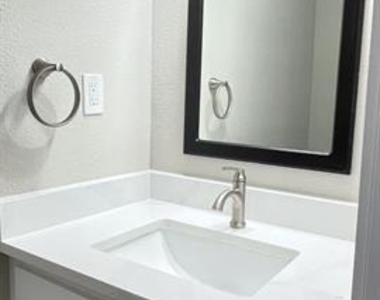 1477 Hampton Road - Photo Thumbnail 9